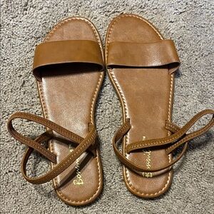 Bonnibel Tan Women's Sandals